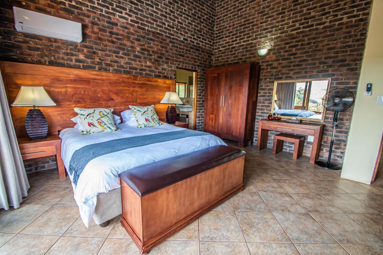 Dinkweng Safari Lodge The Waterberg Biosphere Ngoại thất bức ảnh