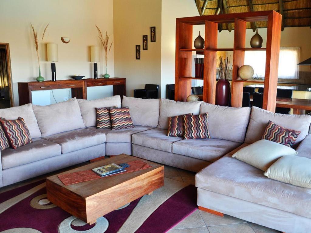 Dinkweng Safari Lodge The Waterberg Biosphere Ngoại thất bức ảnh
